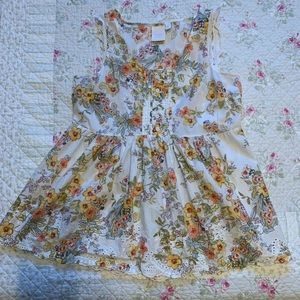 Eyelet floral top. So adorable.